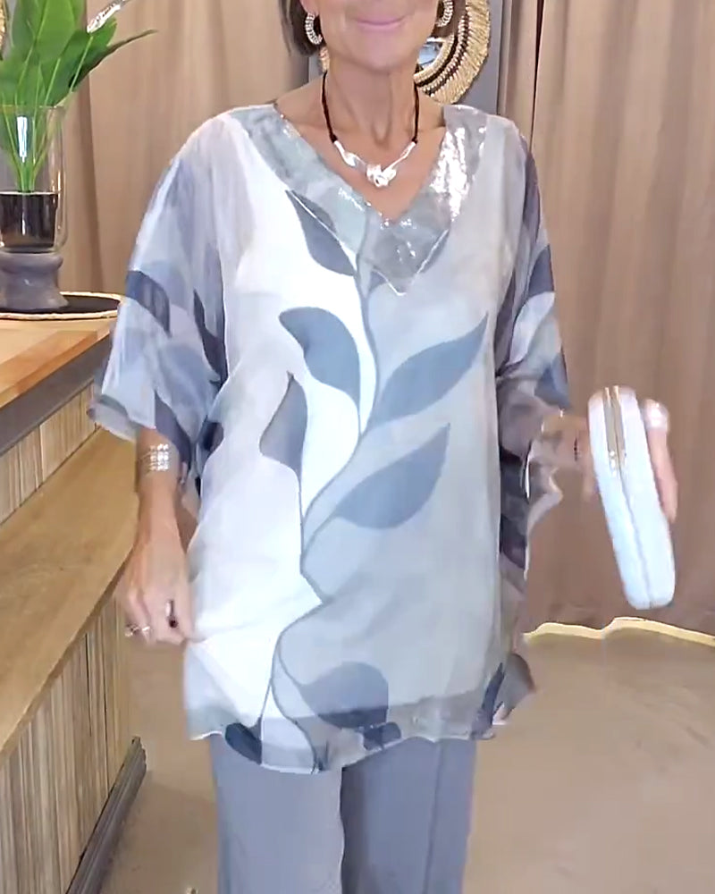 Top mit V-Ausschnitt und Glitzer-Patchwork-Print