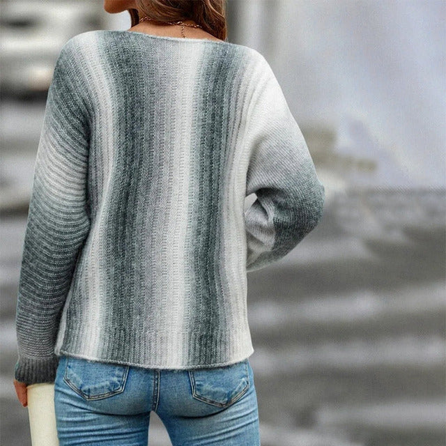 Lässiger Strickpullover Mit Farbverlauf