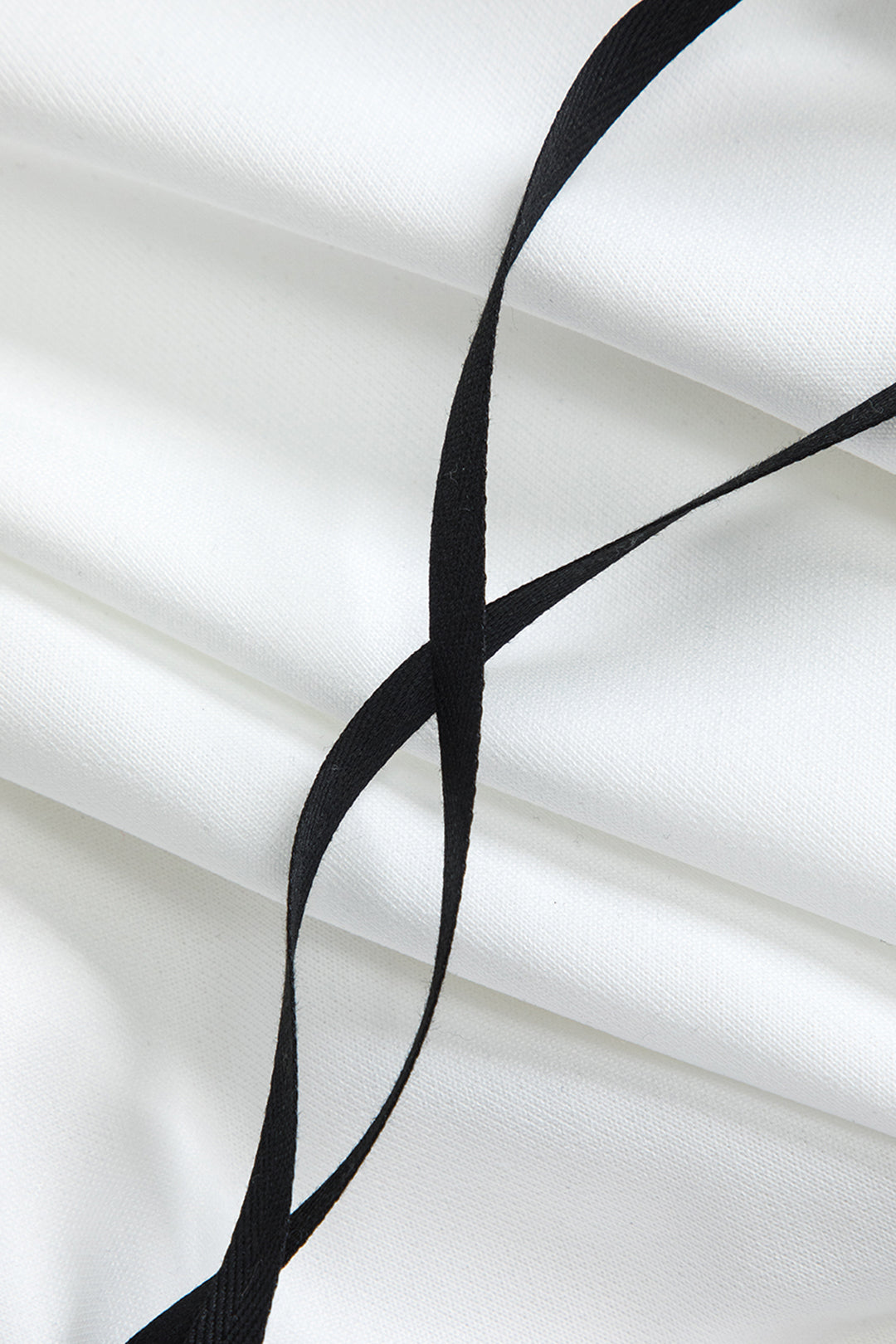 Retro Weißes Sweatshirt mit Kontrast und Bindebändern