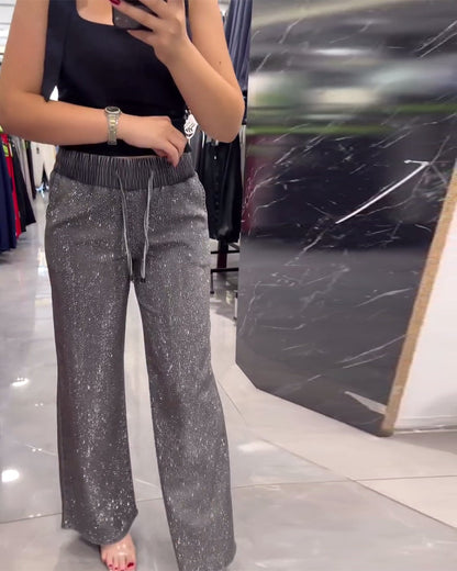 Freizeithose in Unifarbe mit Taschen und elastischem Bund