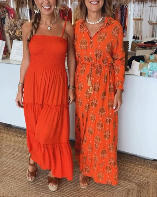 Maxikleid mit langen Ärmeln und Revers im Vintage-Print