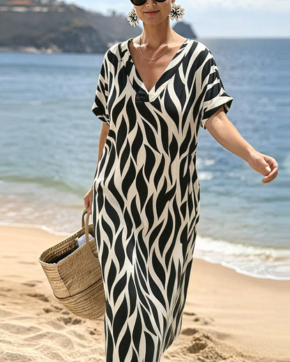 Kleid V-Ausschnitt Kurzarm Loose Fit