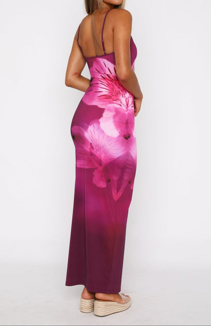 Maia Maxikleid Beerenrot mit Tropischem Muster