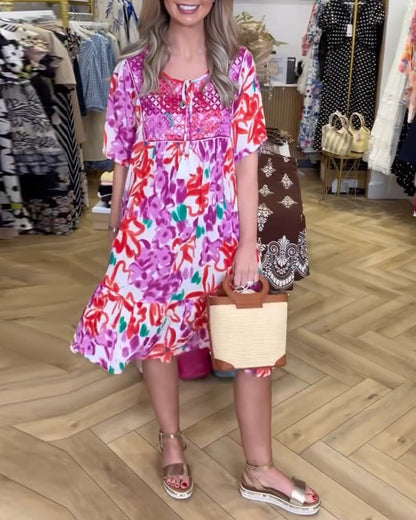 Kleid Rundhals A Saum