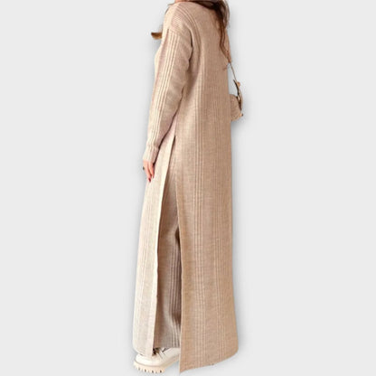 High-neck side-slit over-the-knee knit sweater and trousers Two-piece suit