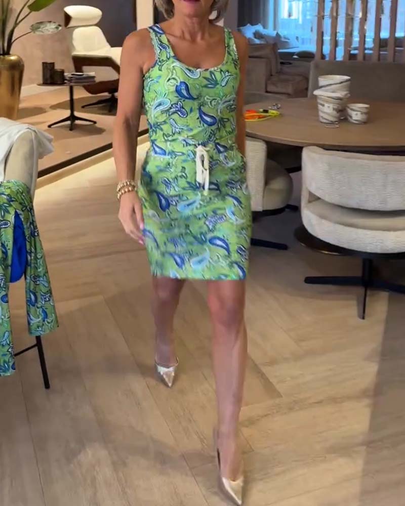 Kleid Ärmellos Figurbetont Träger Cashew Blüte