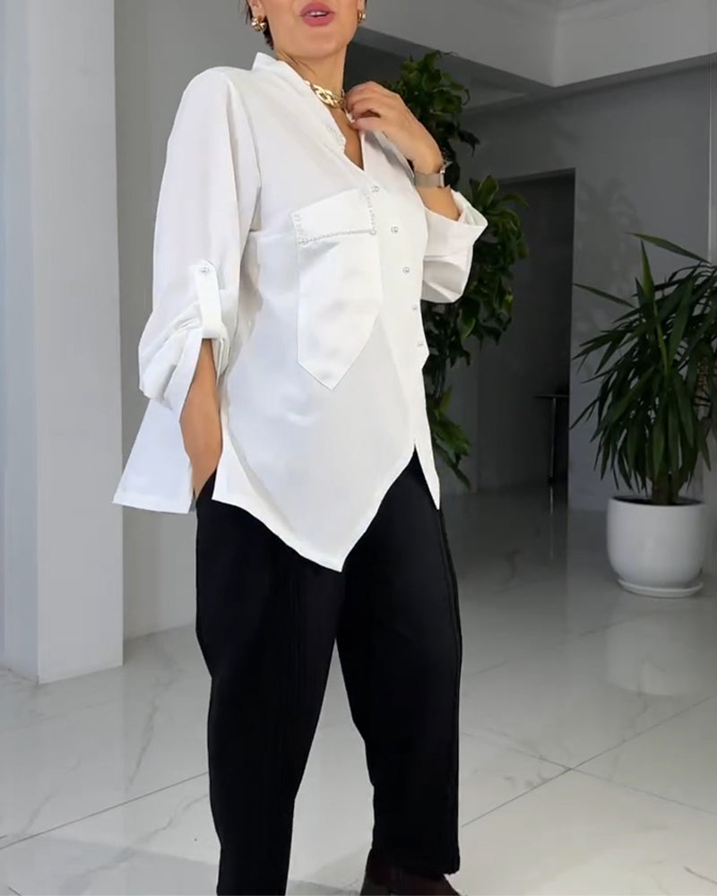 Hemd einfarbig unregelmäßig geknöpft