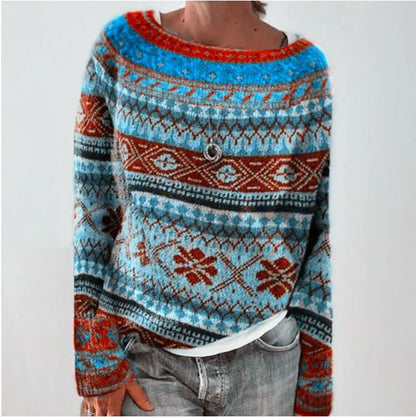 TrendPullover: Star border & charm accents