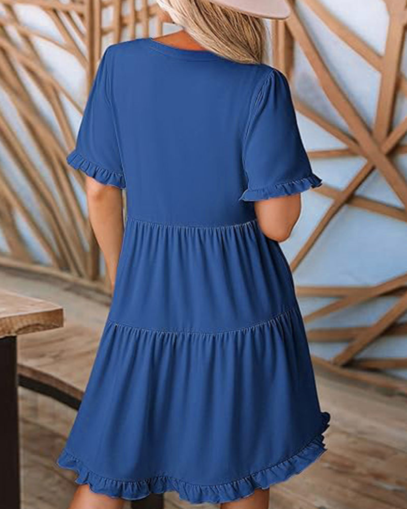 Kleid Rüschenbesatz V-Ausschnitt Stufensaum