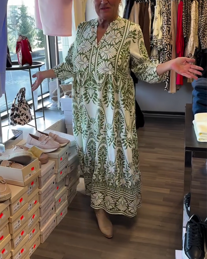 Kleid mit Blumenmuster und V-Ausschnitt
