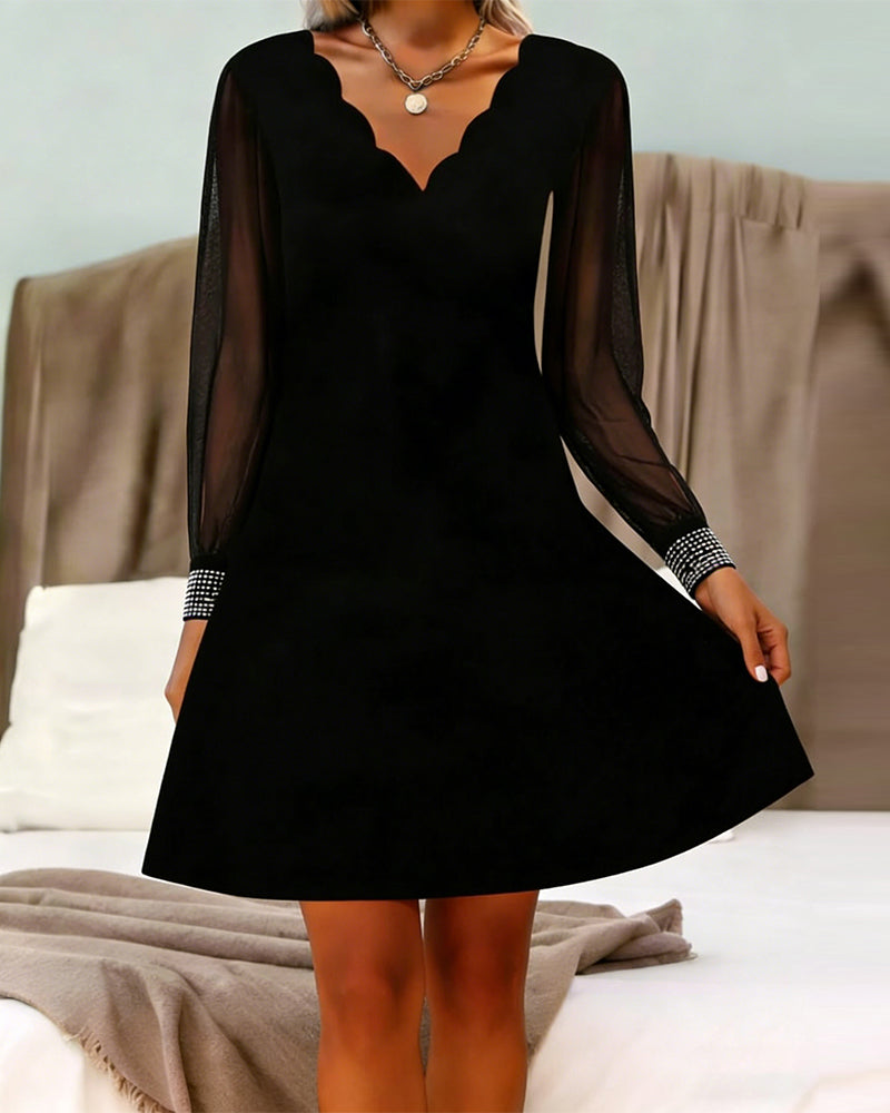Kleid Mesh Langarm V-Ausschnitt