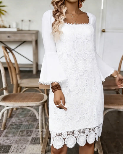 Kleid eckiger Ausschnitt Schirmärmel Spitze
