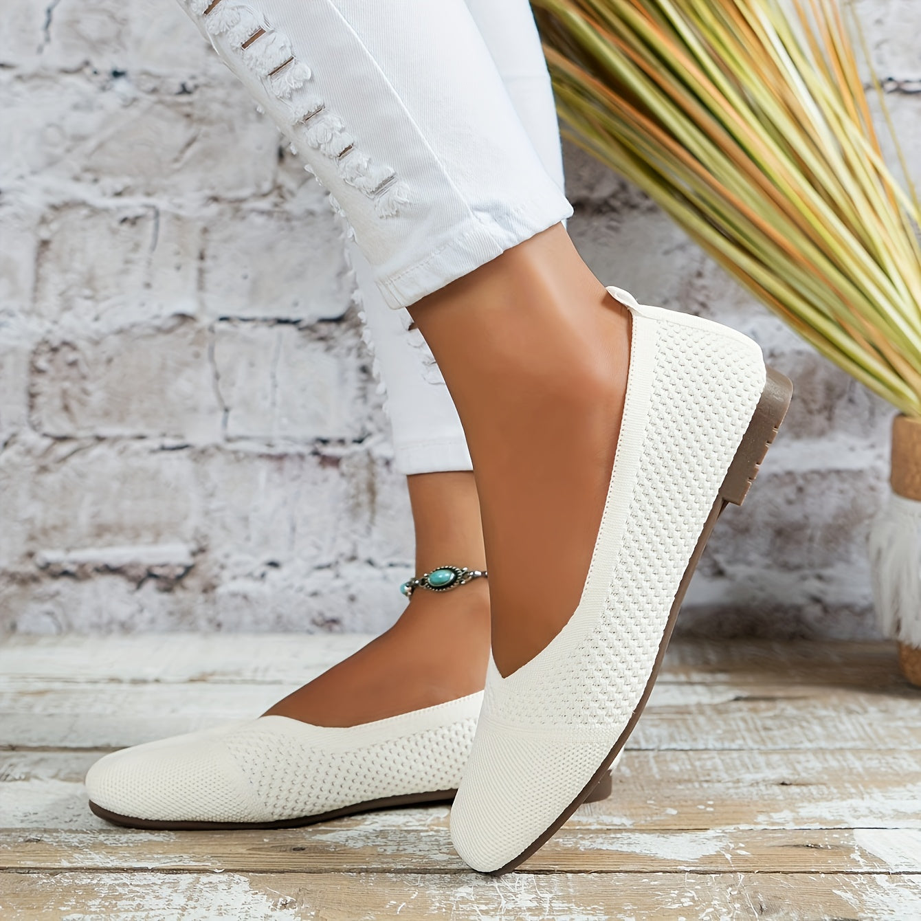 White Flat Shoes - Lena