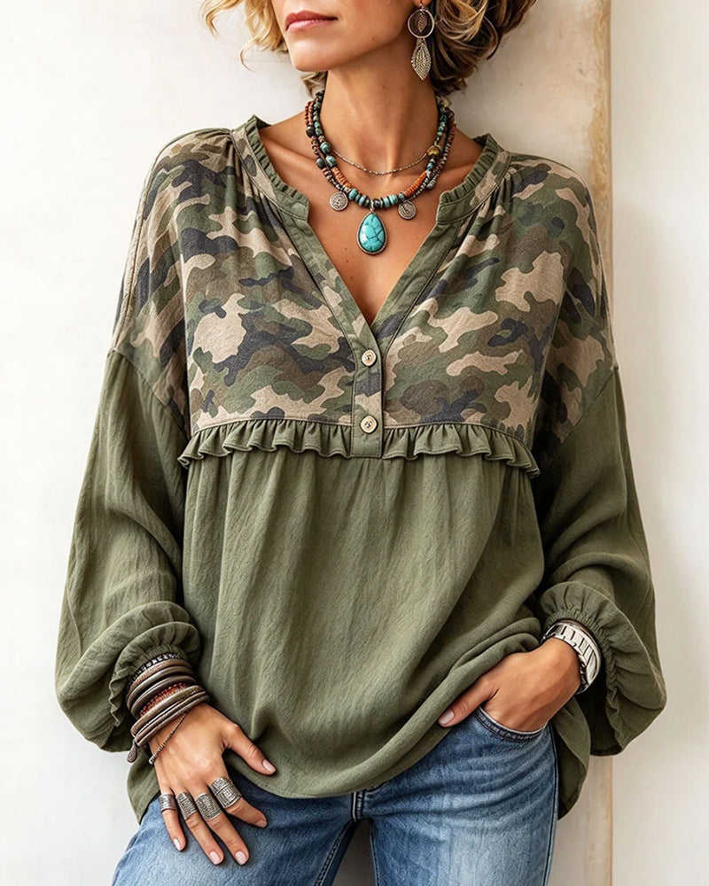 Oberteil Camo Patchwork Rüschenbesatz V-Ausschnitt