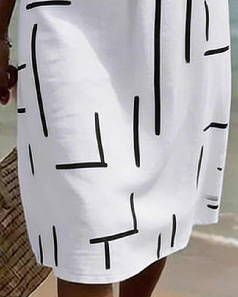 Kleid Mit Geometrischen Linien Und V-Ausschnitt