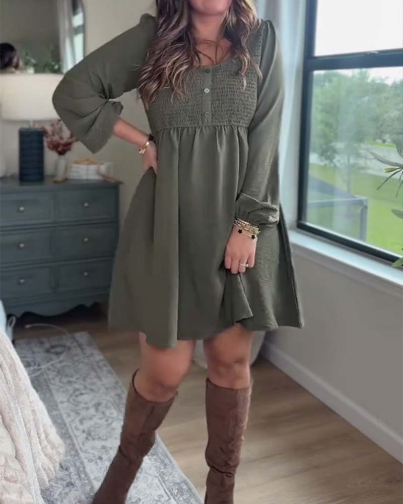 lässiges, einfarbiges Kleid mit U-Ausschnitt und langen Ärmeln