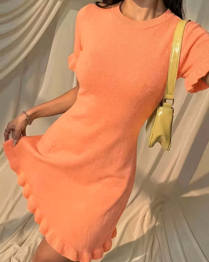 Kleid Rundhals Kurzarm Rüsche A Saum