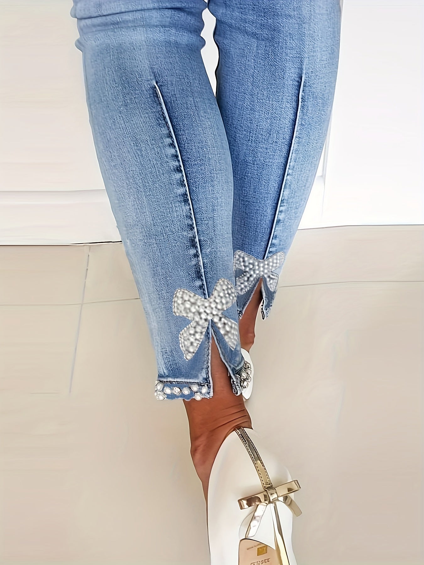 Stylish Blue Jeans - Laura