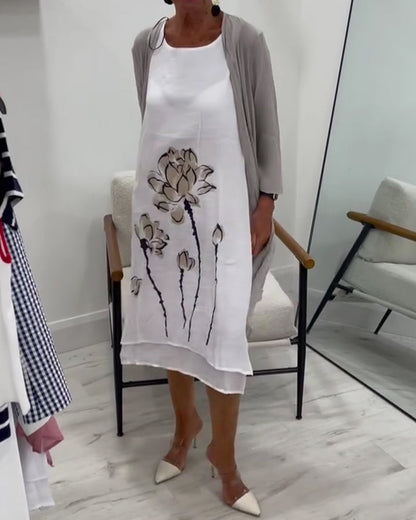 Zweiteiliges Set Bedrucktes Kleid Und Überwurf
