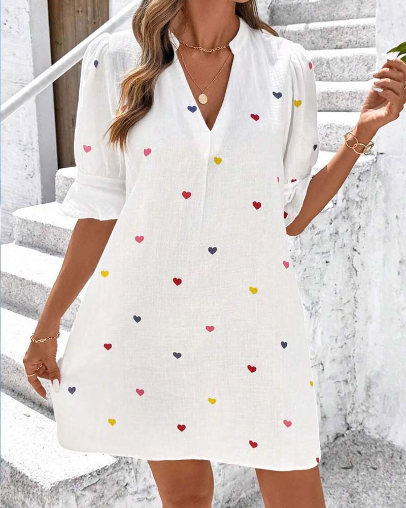Kleid Buntes Herzprint V-Ausschnitt