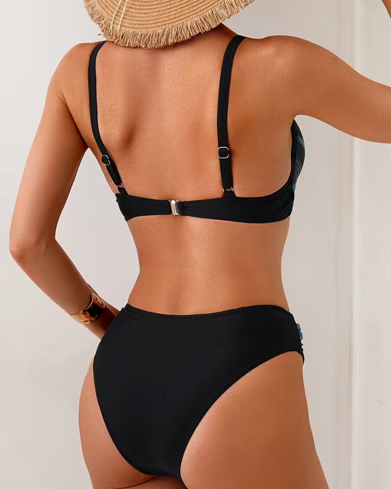 Bikini Verlauf twisted Front