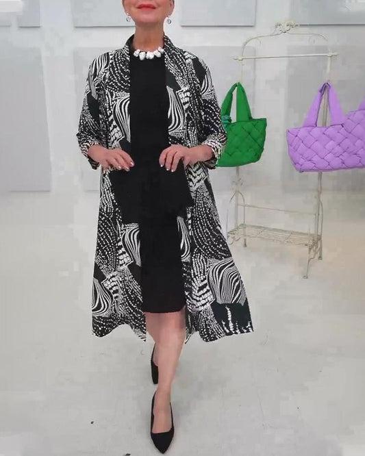 Temperamentvoller und modischer langer mantel