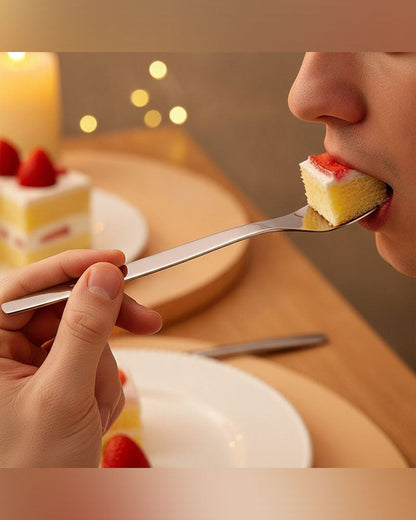 Langstieliger Dessertlöffel