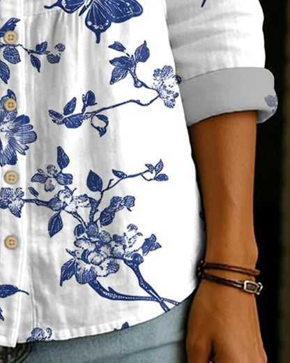 Bluse Mit Schmetterlings- Und Blumenprint Sowie Knopfleiste