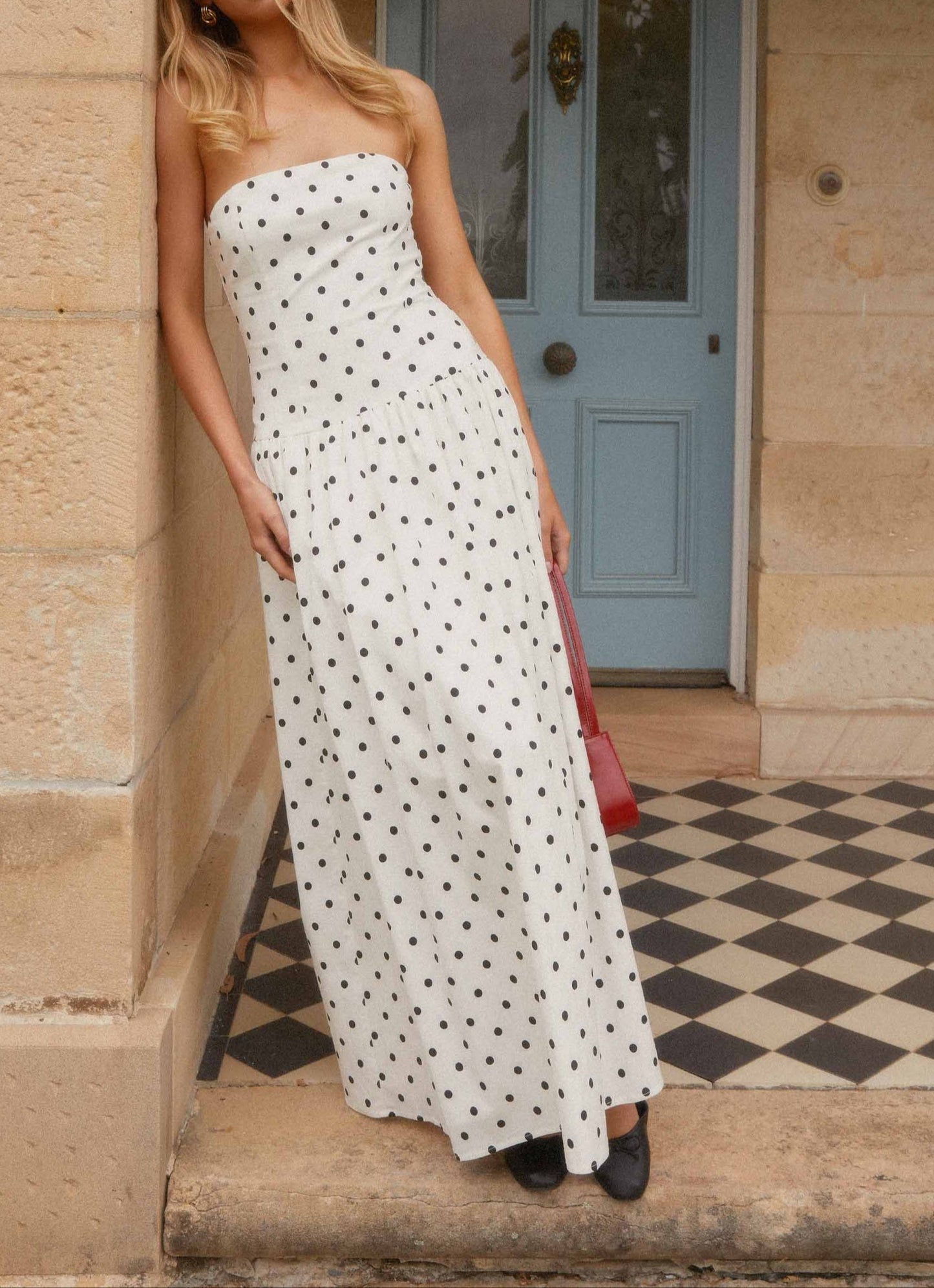 Jolanda Maxikleid – Weiße Polka Dots