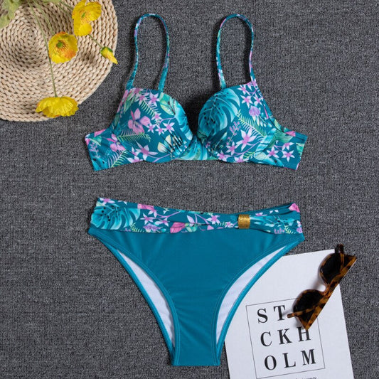 Luisa – Tropical blue &amp; yellow bikini set with floral touch