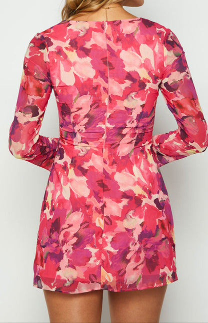 Mafalda Mini Kleid mit Pinkem Print und Langarm