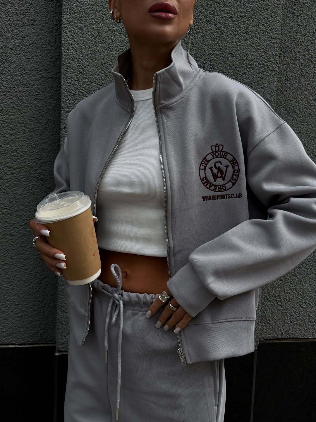 Embroidered zipper lapel sweatshirt and straight-leg trousers two-piece set