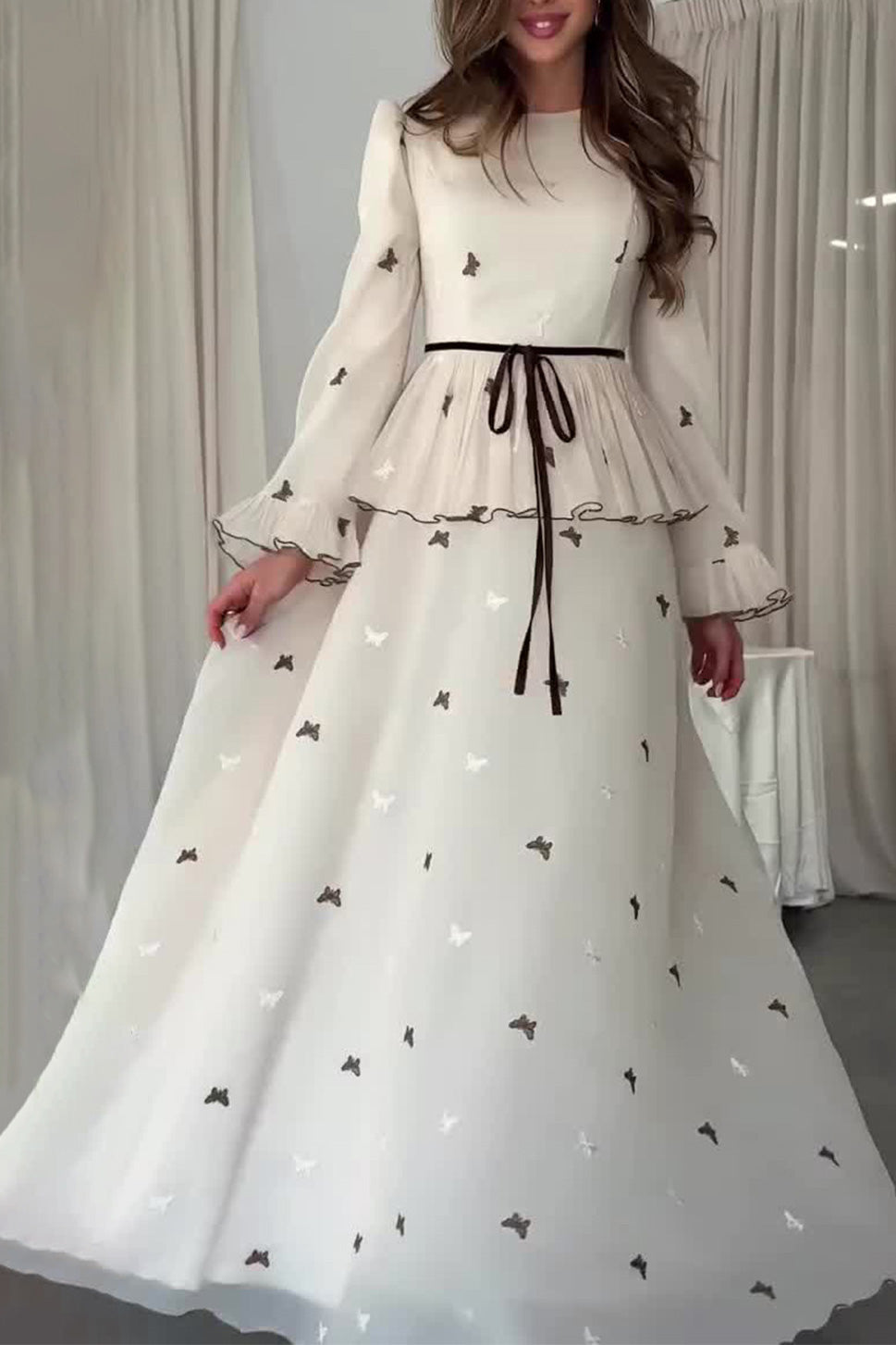 White long-sleeved chiffon butterfly embroidery dress