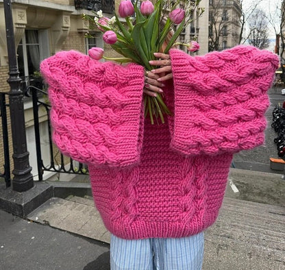 Golden Rhine	Round neck bell sleeve knitted loose sweater