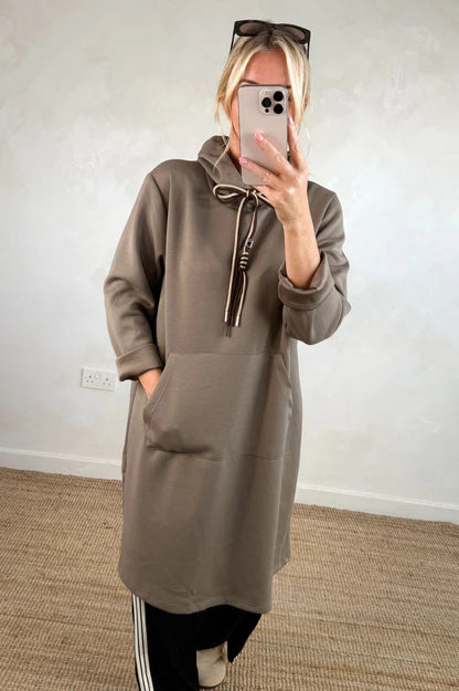 Kangaroo Pocket Loose Hooded Sweatshirt Midi Dress