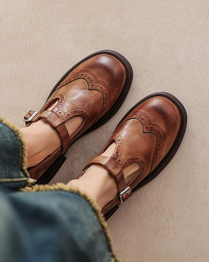 Retro preppy style chunky low-heeled brogues