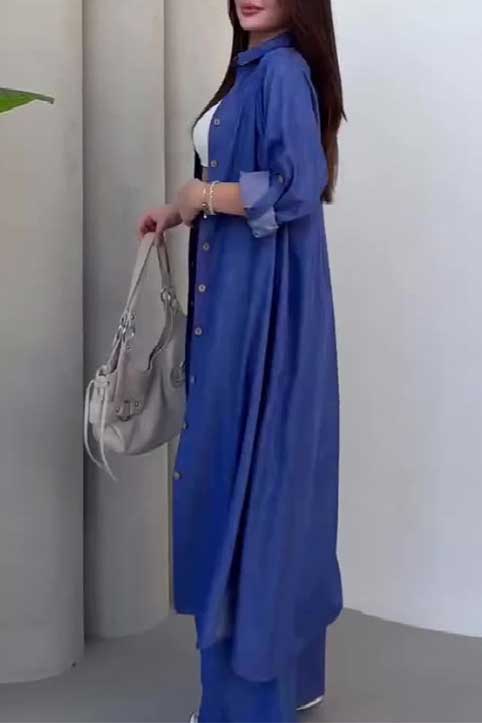 Einreihiger, langer Mantel und Hose mit weitem Bein, einfarbiger Anzug