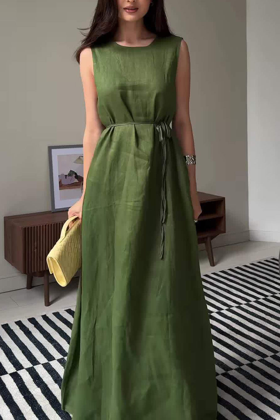 Comfortable simple sleeveless long dress