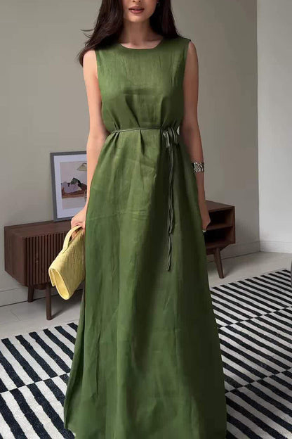 Comfortable simple sleeveless long dress
