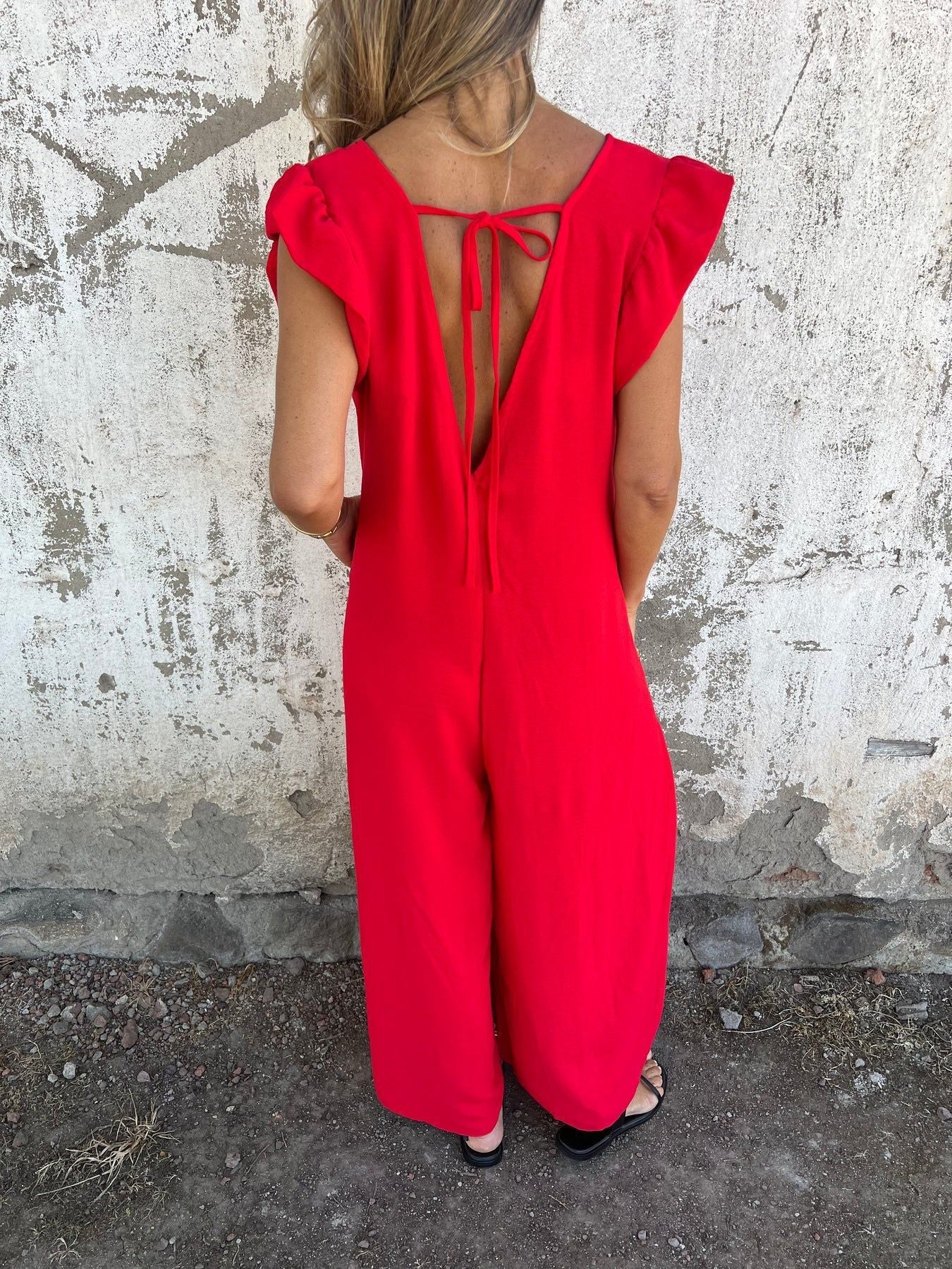 V-neck leopard print loose wide-leg jumpsuit