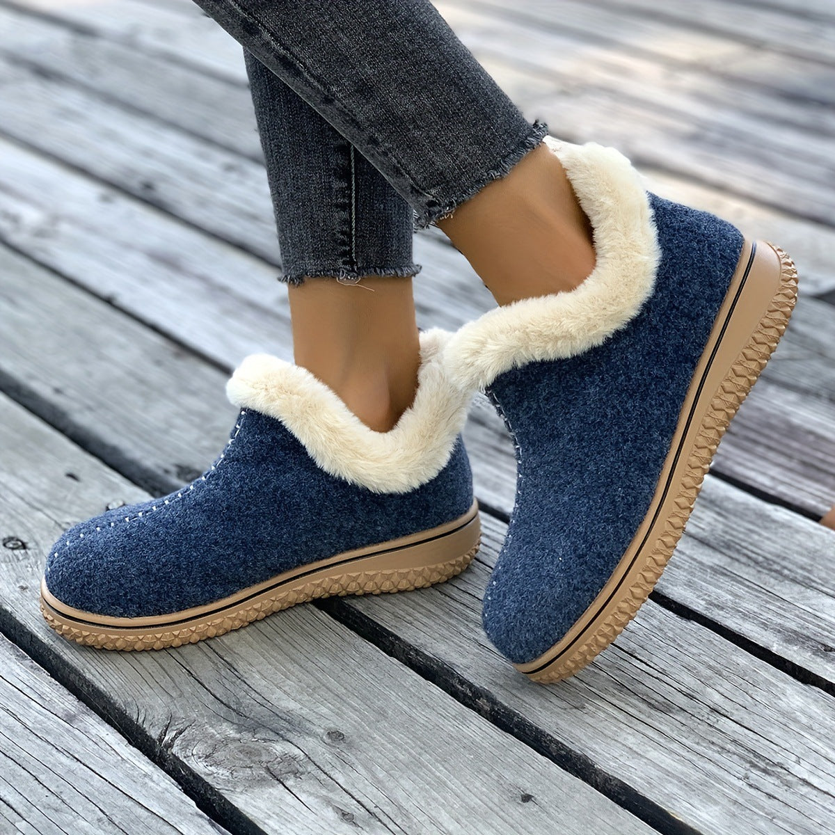 Thick-soled short-tube slip-on cotton shoes