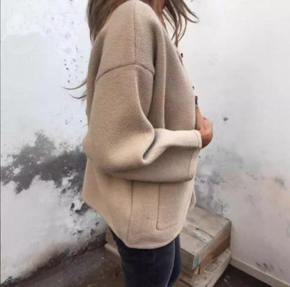 Simple and versatile round neck long-sleeved woolen coat