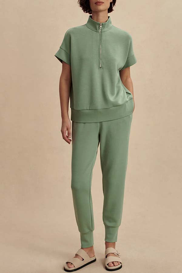 Stand-up collar half-zip short-sleeve top and tapered sweatpants two-piece set