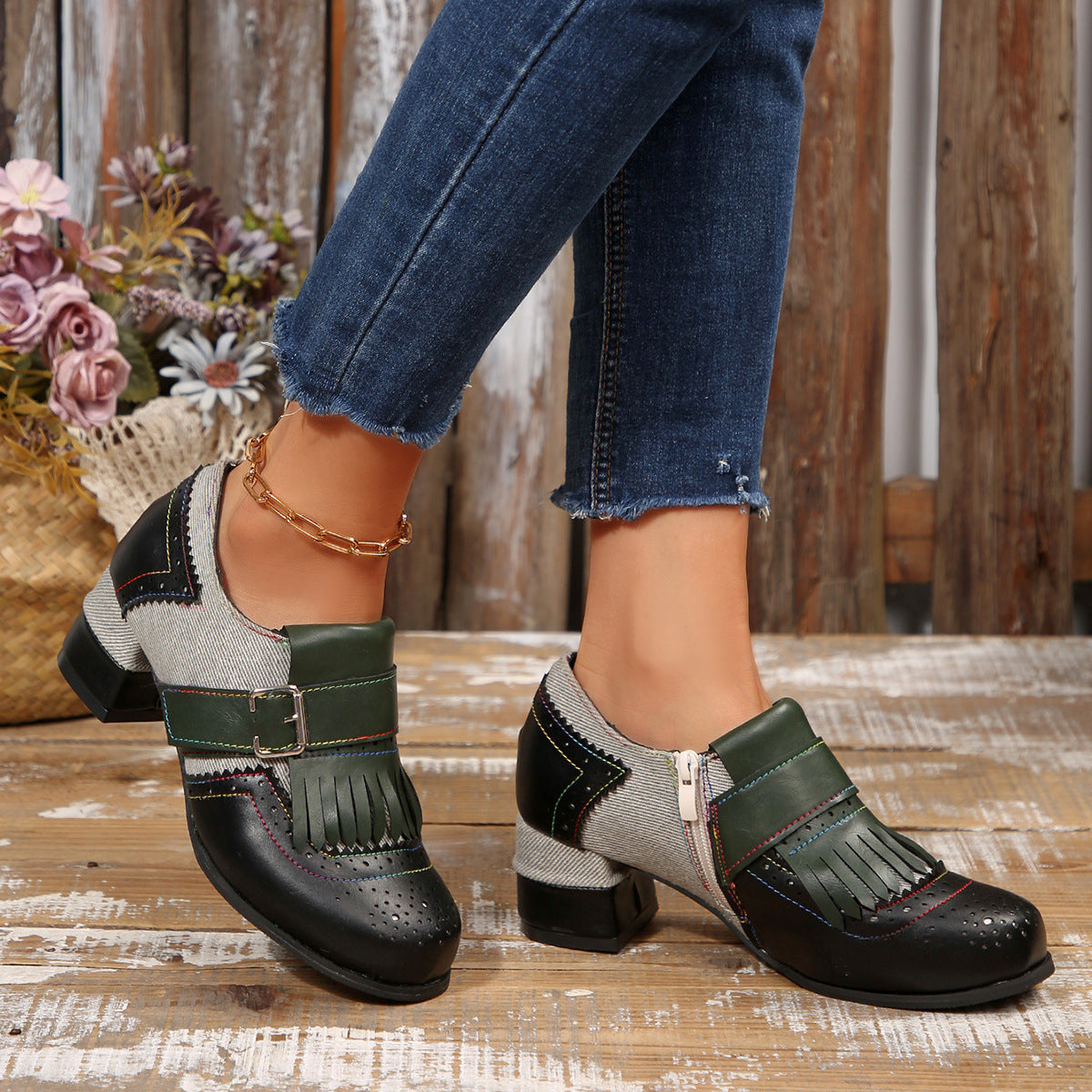 Retro contrast tassel side zipper brogues shoes