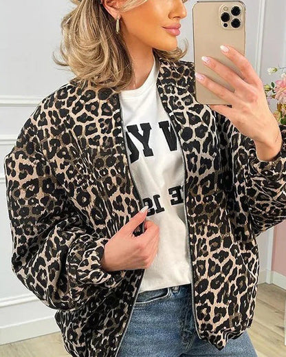 Leopard print cropped loose zip-up jacket