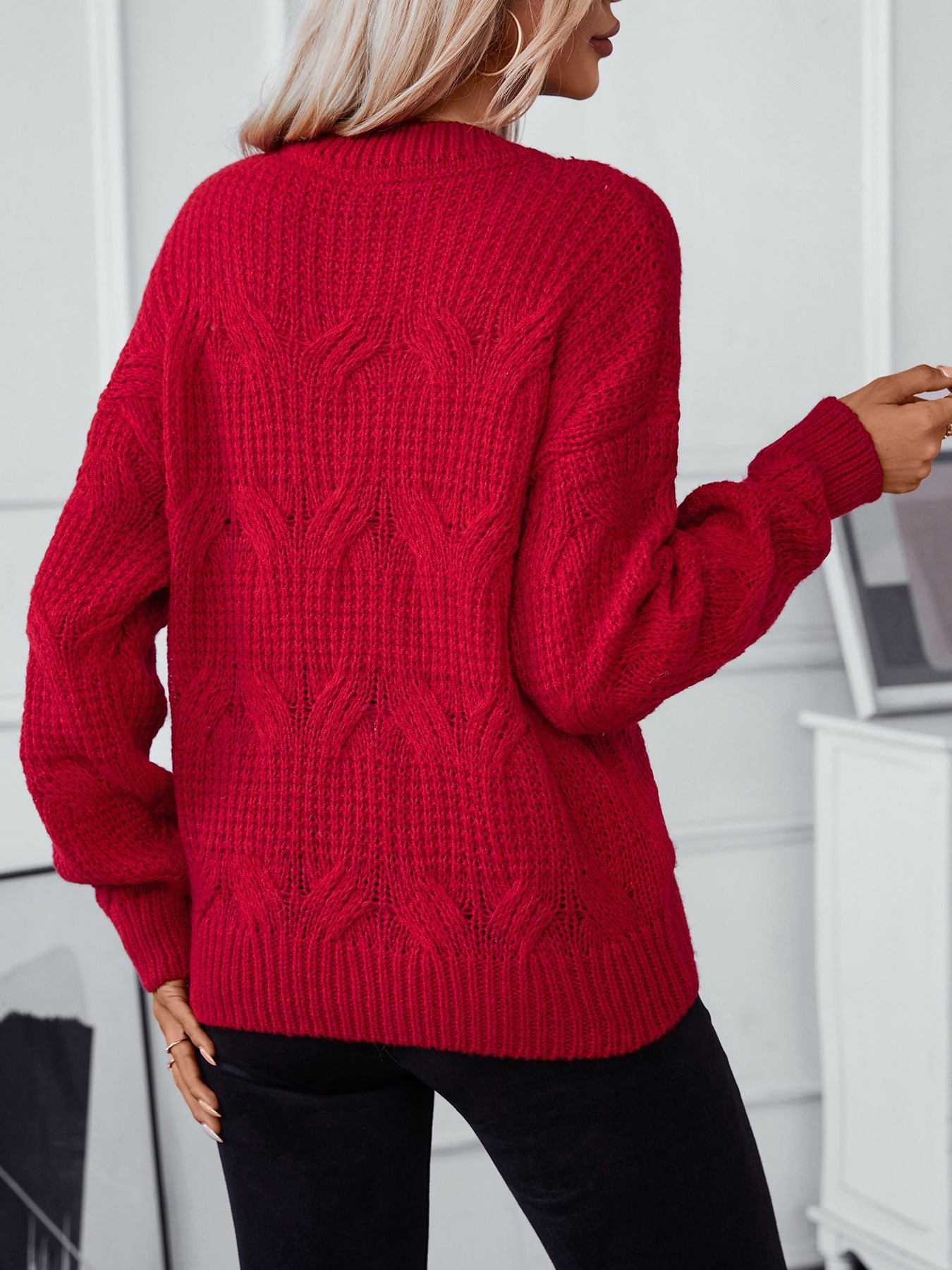 Solid Color Cable Knit Pullover