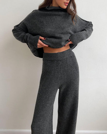 Slouchy turtleneck sweater and pants suit