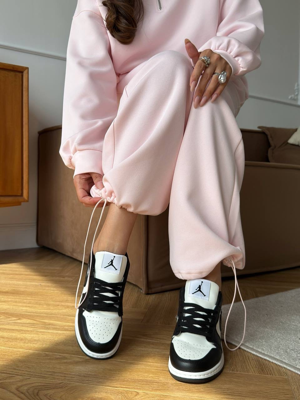 Zippered half-high collar pullover sweatshirt and wide-leg pants two-piece suit