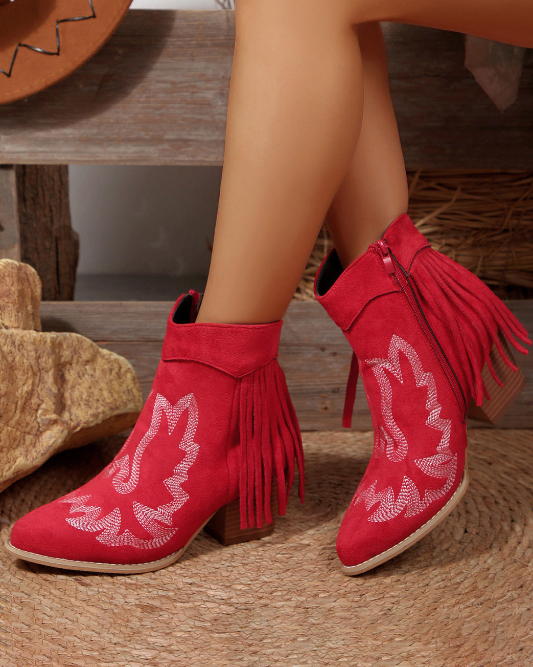 Equestrian Line Tassel side zipper embroidered ankle boots
