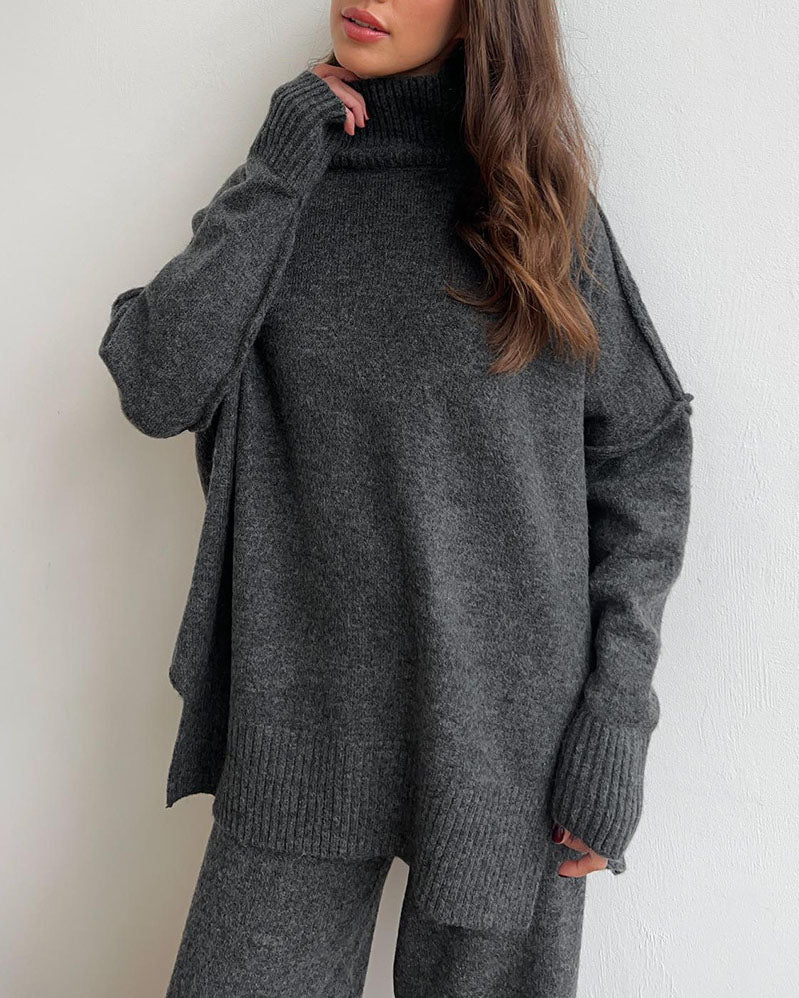 Slouchy turtleneck sweater and pants suit